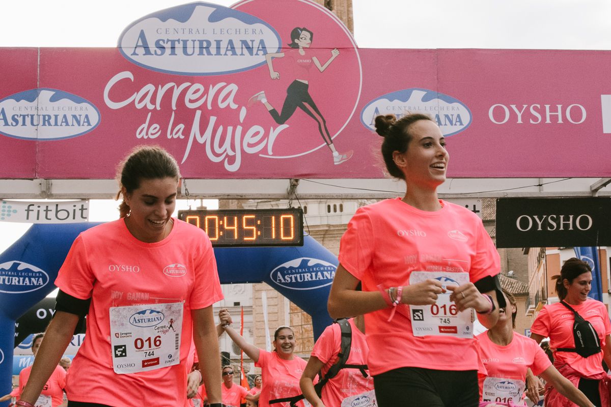 Llegada de la Carrera de la Mujer de Zaragoza (GALERÍA 6)