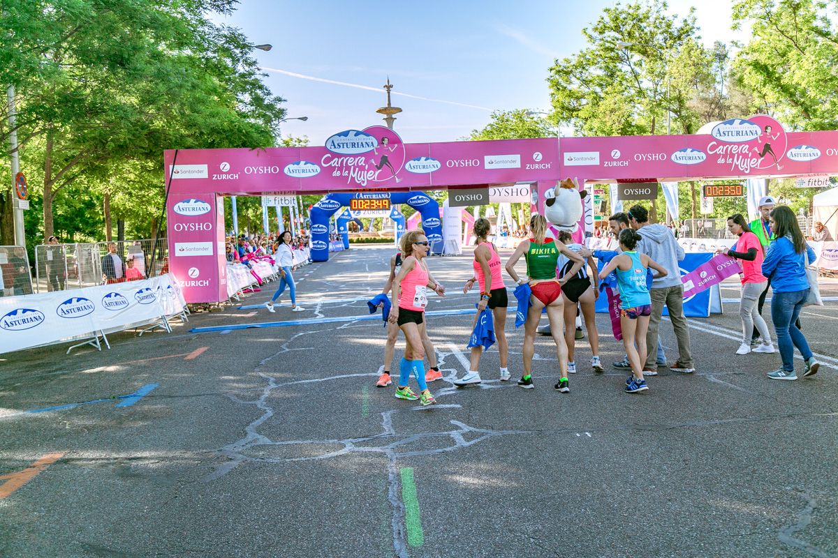 Carrera de la Mujer de Madrid - META, ARCO IZQUIERDO (de 23:02 a 24:09)