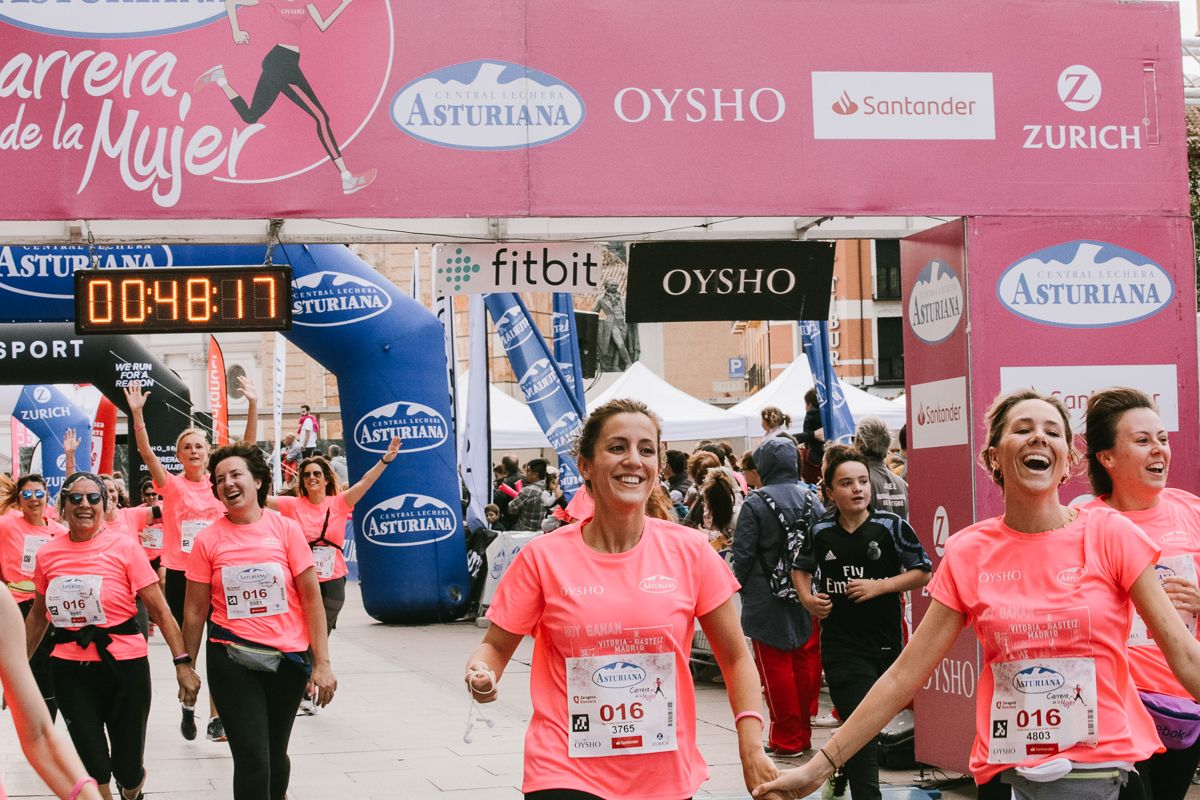 Llegada de la Carrera de la Mujer de Zaragoza (GALERÍA 7)