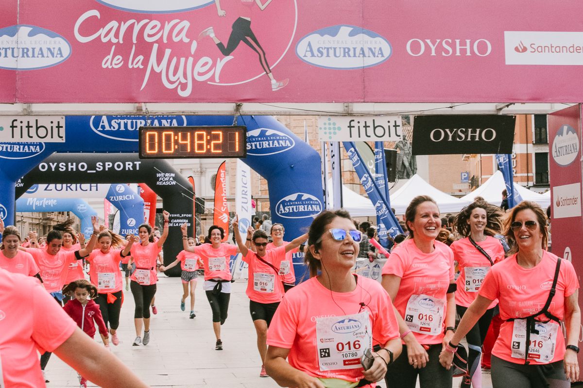 Llegada de la Carrera de la Mujer de Zaragoza (GALERÍA 7)