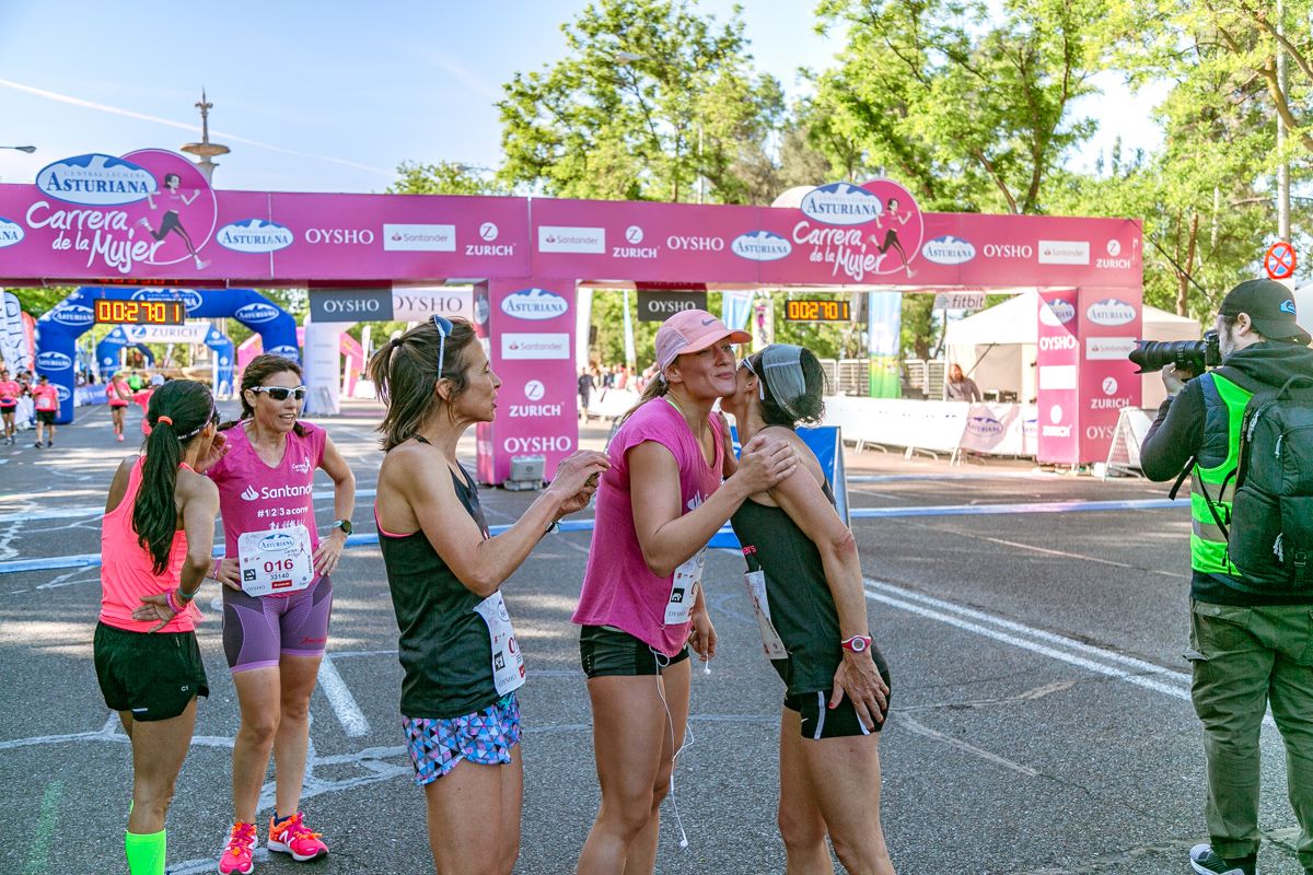Carrera de la Mujer de Madrid - META, ARCO IZQUIERDO (de 26:03 a 27:19)