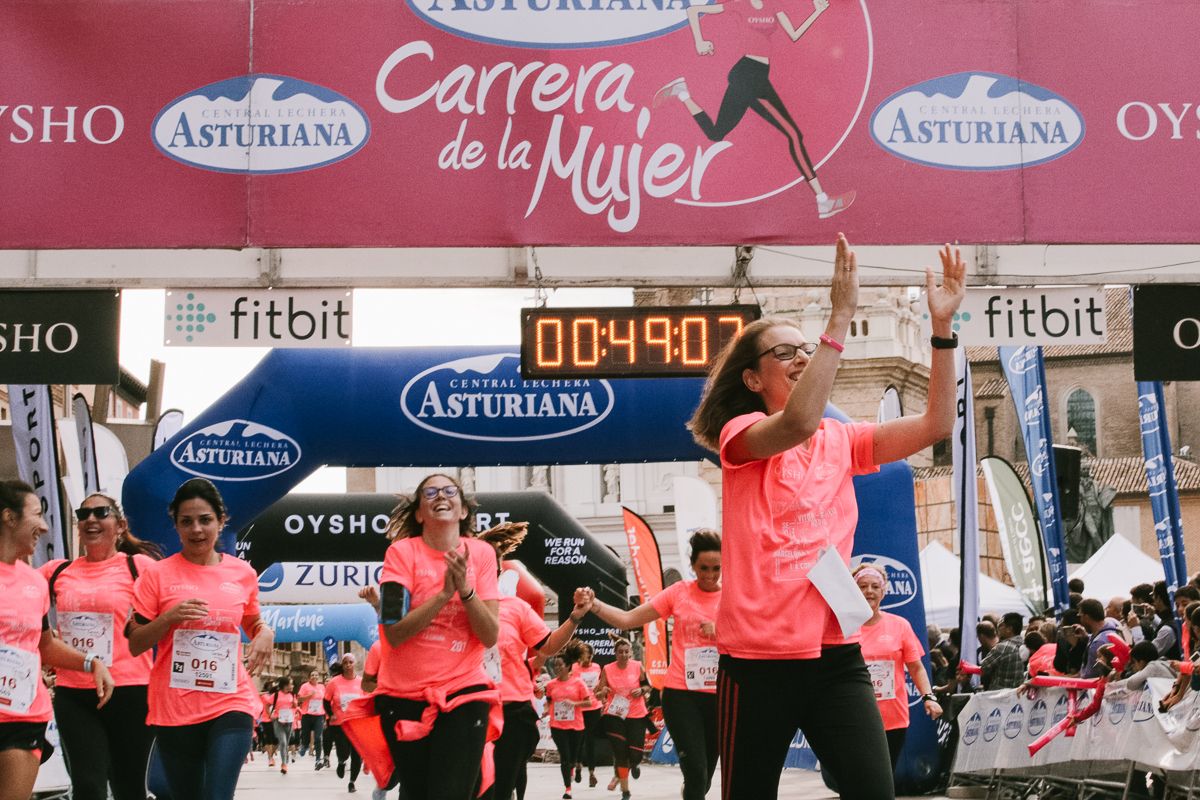 Llegada de la Carrera de la Mujer de Zaragoza (GALERÍA 8)