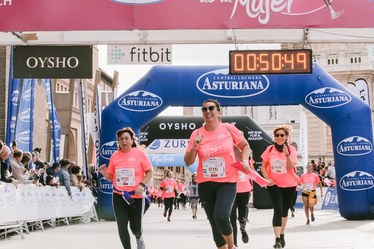 Llegada de la Carrera de la Mujer de Zaragoza (GALERÍA 8)