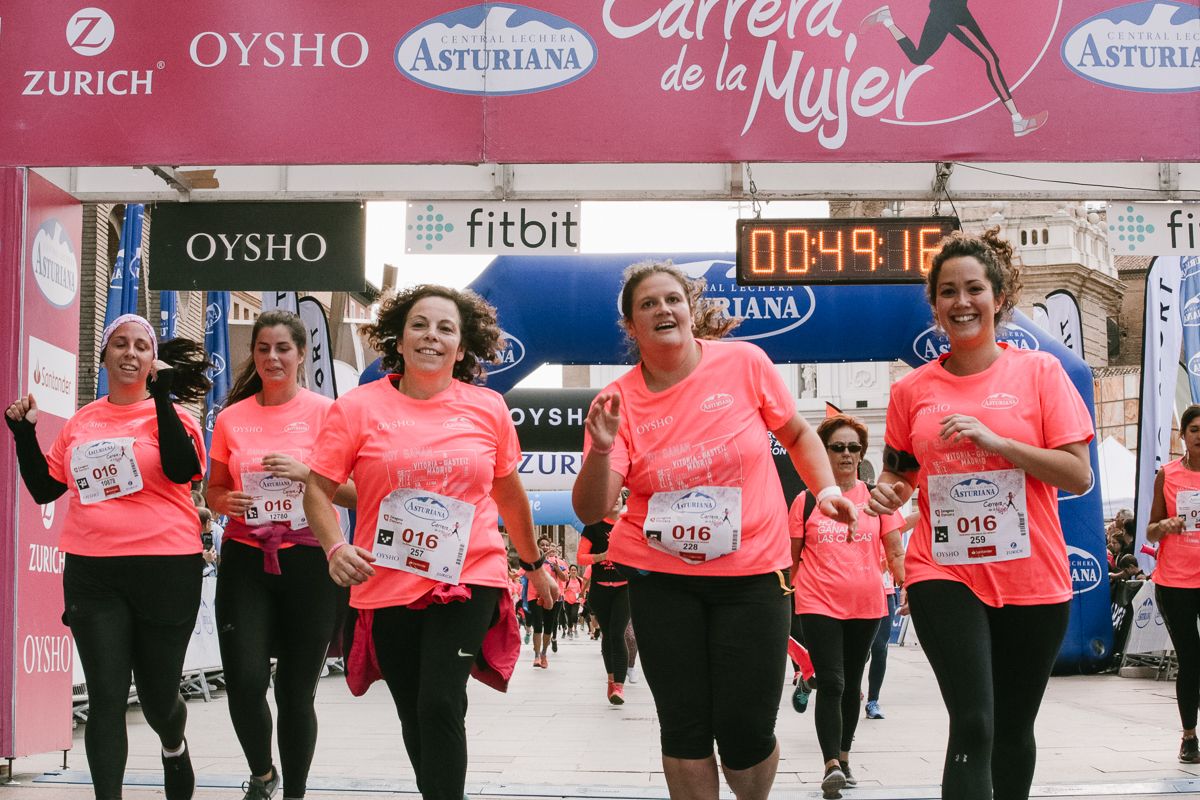 Llegada de la Carrera de la Mujer de Zaragoza (GALERÍA 8)
