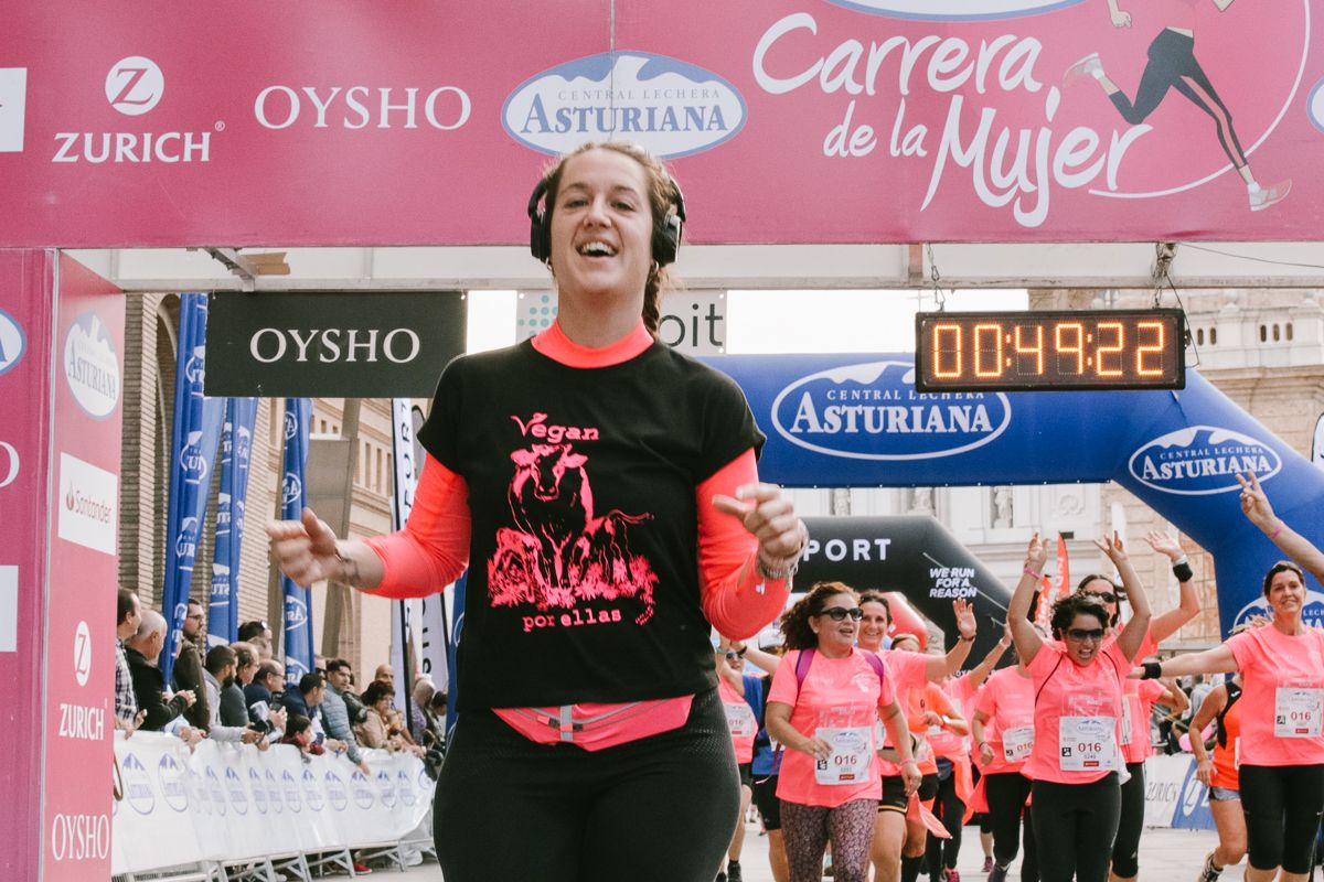Llegada de la Carrera de la Mujer de Zaragoza (GALERÍA 8)