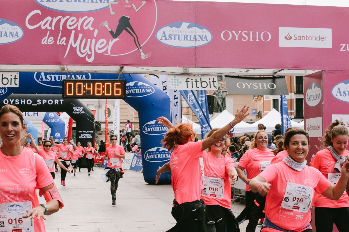 Llegada de la Carrera de la Mujer de Zaragoza (GALERÍA 7)