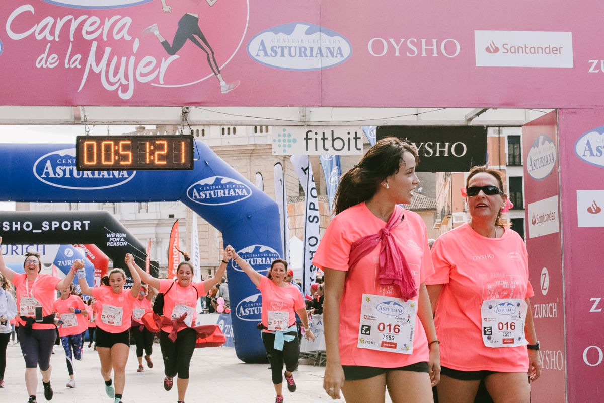 Llegada de la Carrera de la Mujer de Zaragoza (GALERÍA 9)