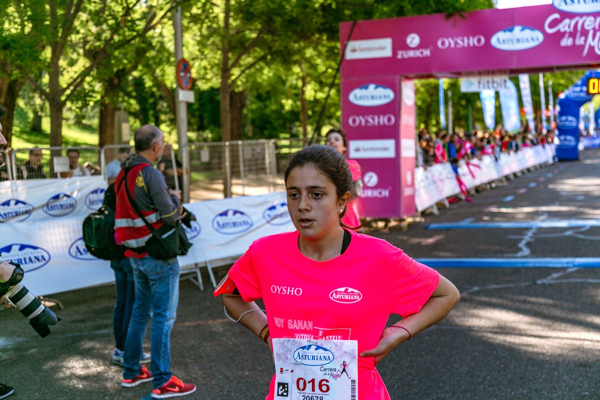 Carrera de la Mujer de Madrid - META, ARCO DERECHO (de 28:50 a 30:12)