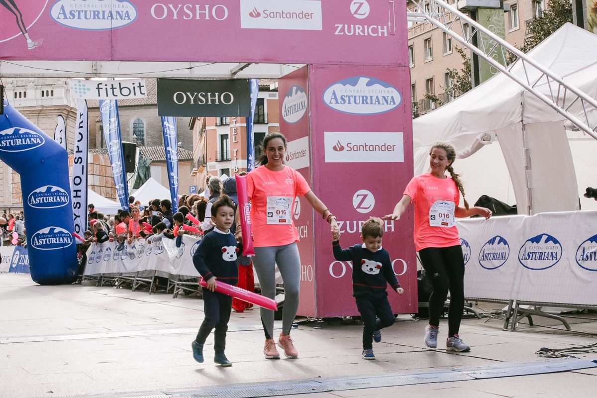 Llegada de la Carrera de la Mujer de Zaragoza (GALERÍA 10)