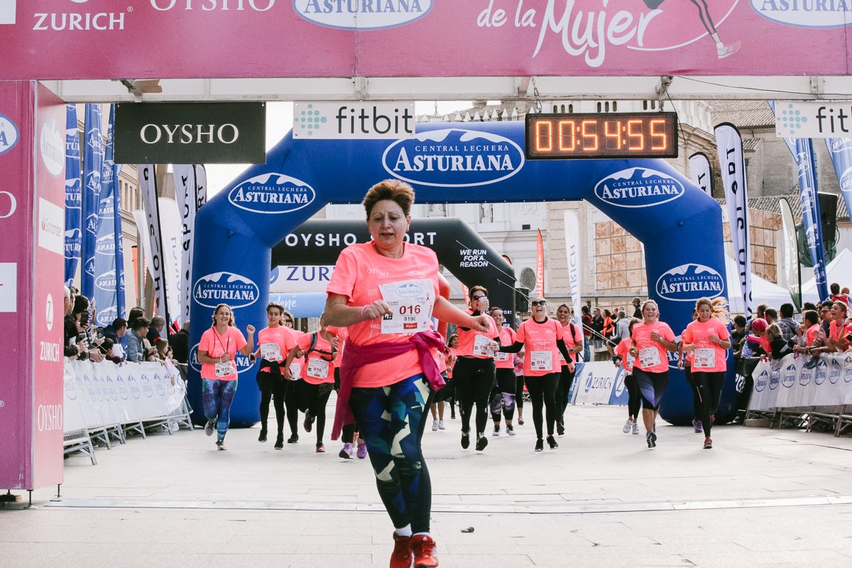 Llegada de la Carrera de la Mujer de Zaragoza (GALERÍA 10)