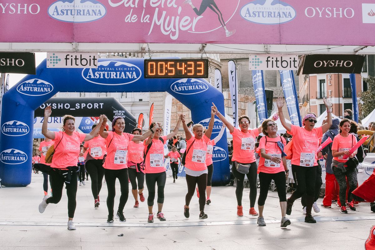 Llegada de la Carrera de la Mujer de Zaragoza (GALERÍA 10)
