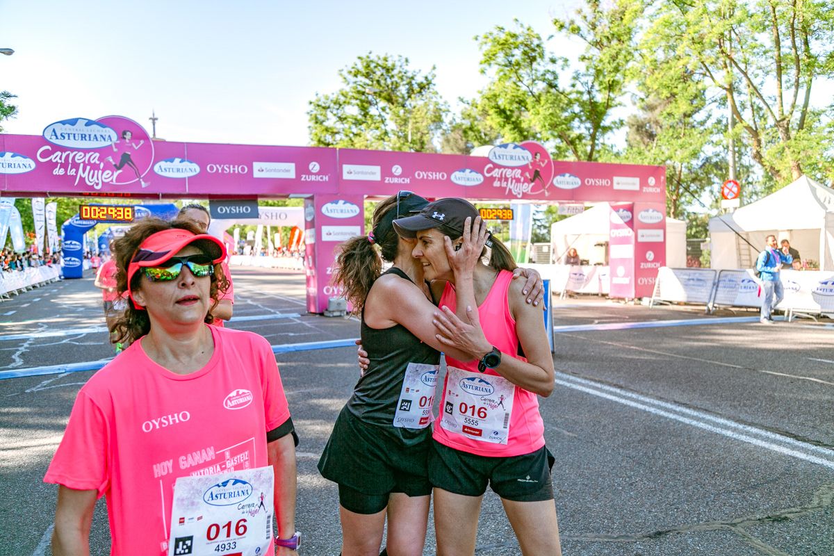 Carrera de la Mujer de Madrid - META, ARCO DERECHO (de 28:50 a 30:12)