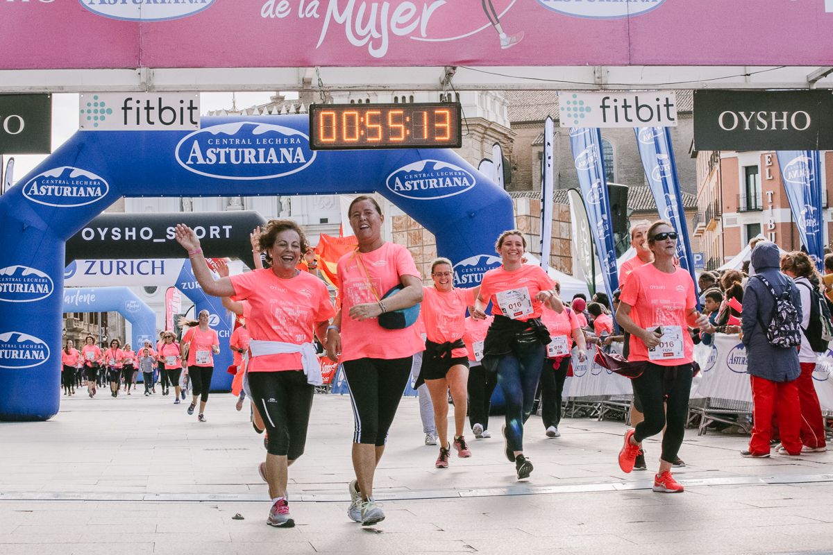 Llegada de la Carrera de la Mujer de Zaragoza (GALERÍA 11)