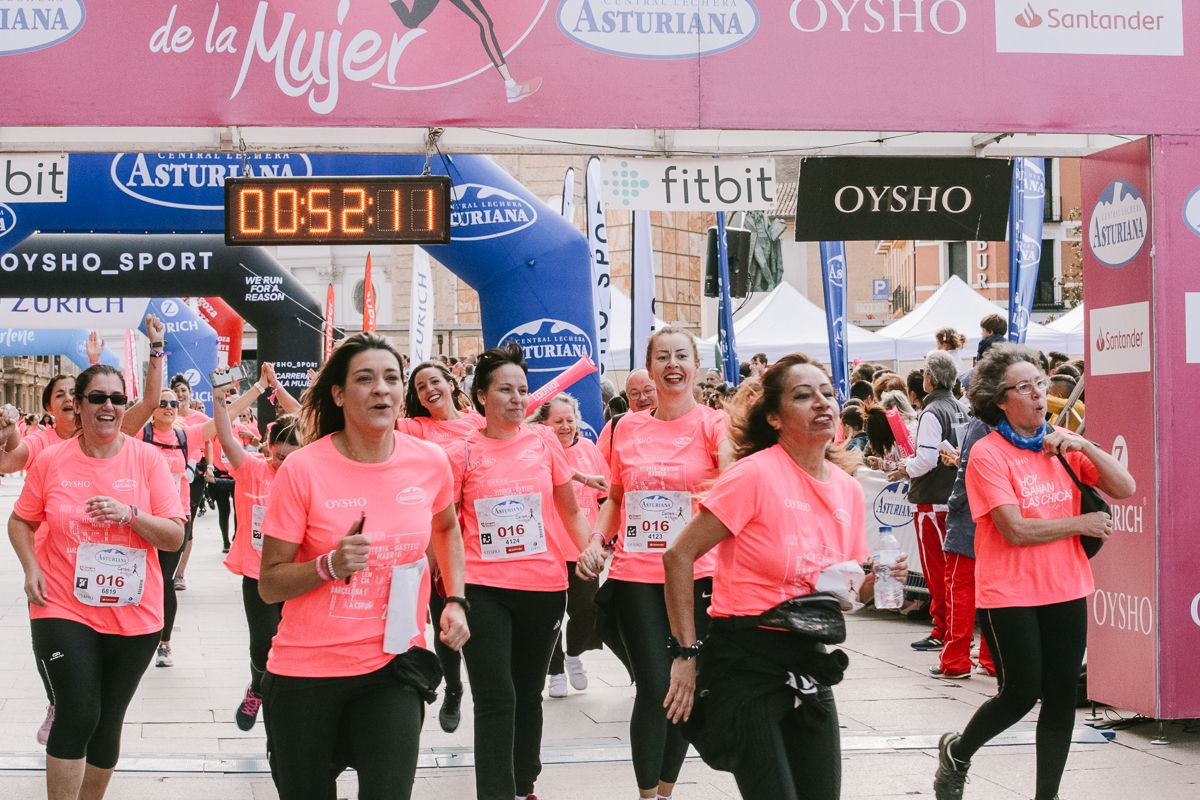 Llegada de la Carrera de la Mujer de Zaragoza (GALERÍA 9)