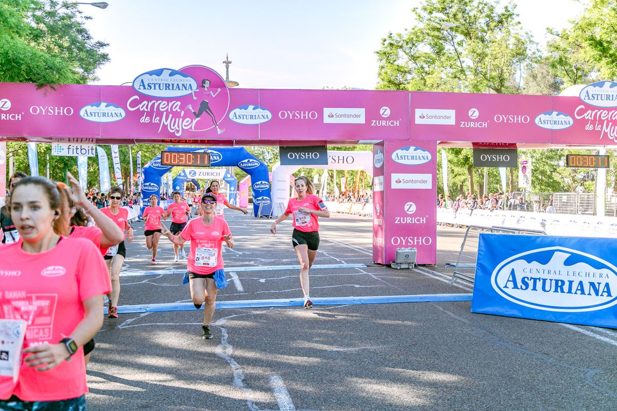 Carrera de la Mujer de Madrid - META, ARCO DERECHO (de 28:50 a 30:12)