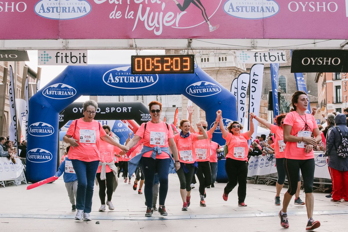 Llegada de la Carrera de la Mujer de Zaragoza (GALERÍA 9)