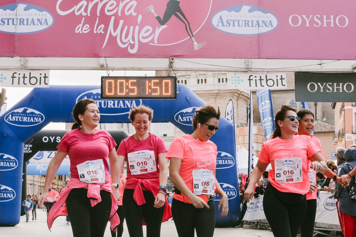 Llegada de la Carrera de la Mujer de Zaragoza (GALERÍA 9)