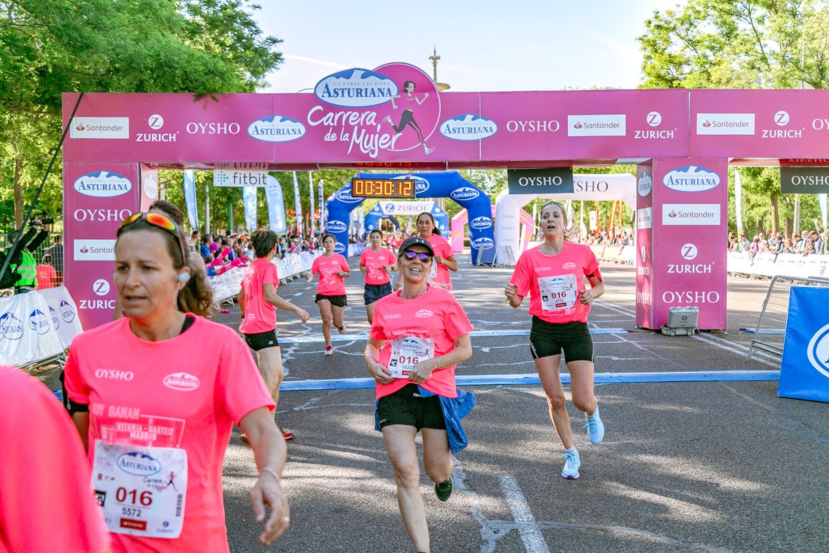 Carrera de la Mujer de Madrid - META, ARCO DERECHO (de 28:50 a 30:12)