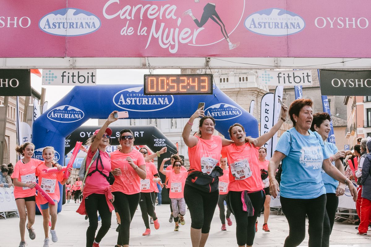 Llegada de la Carrera de la Mujer de Zaragoza (GALERÍA 9)
