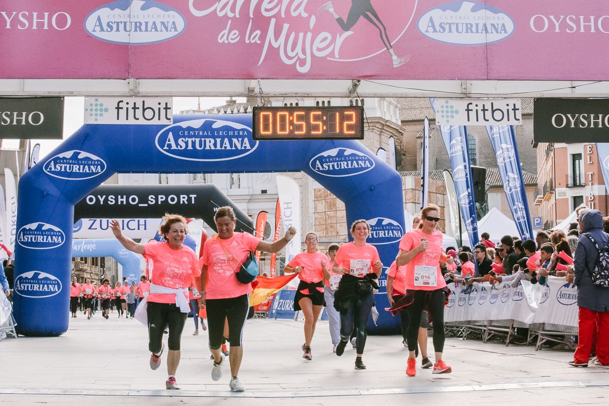 Llegada de la Carrera de la Mujer de Zaragoza (GALERÍA 11)