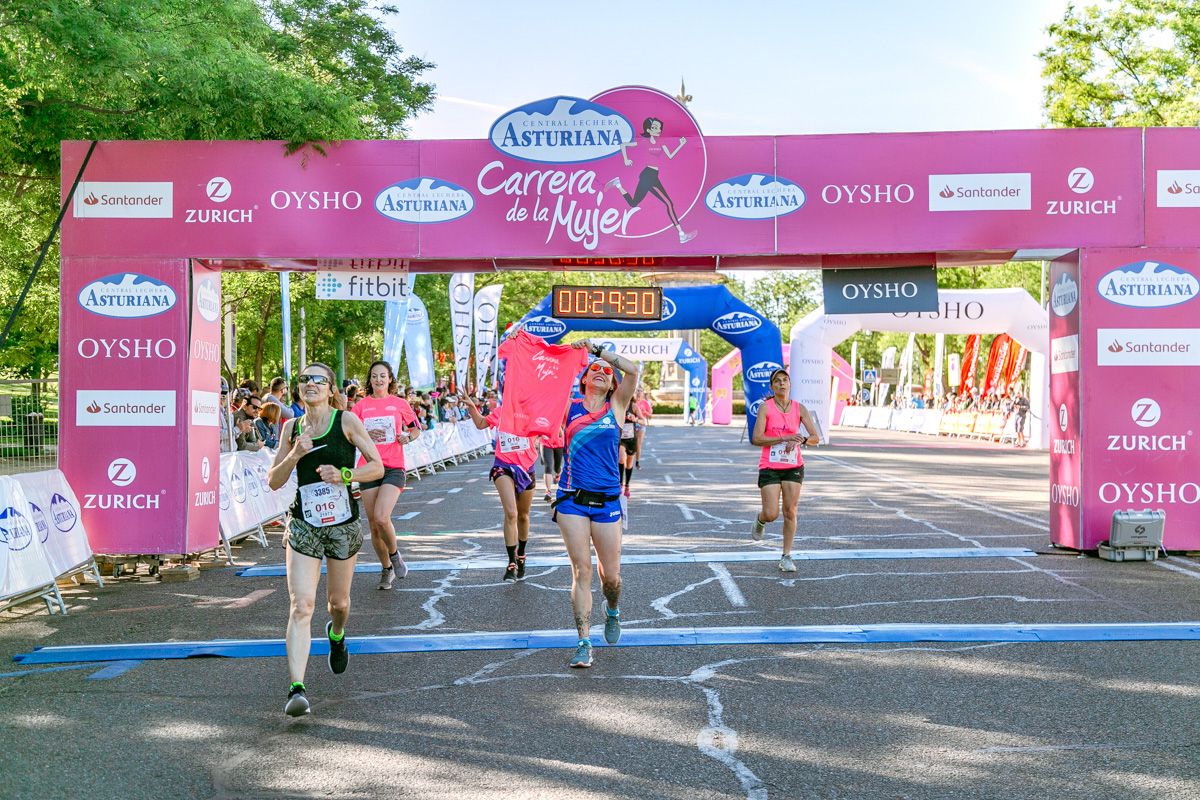Carrera de la Mujer de Madrid - META, ARCO DERECHO (de 28:50 a 30:12)