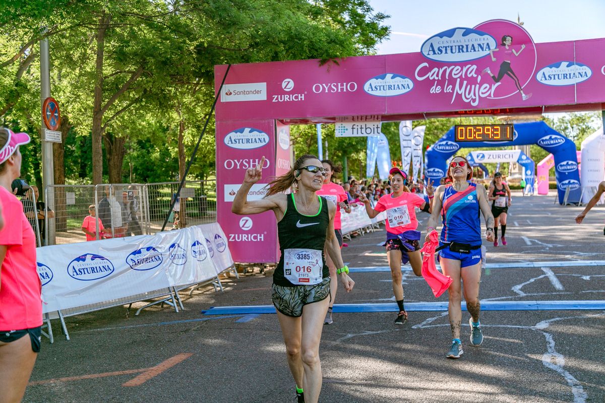Carrera de la Mujer de Madrid - META, ARCO DERECHO (de 28:50 a 30:12)