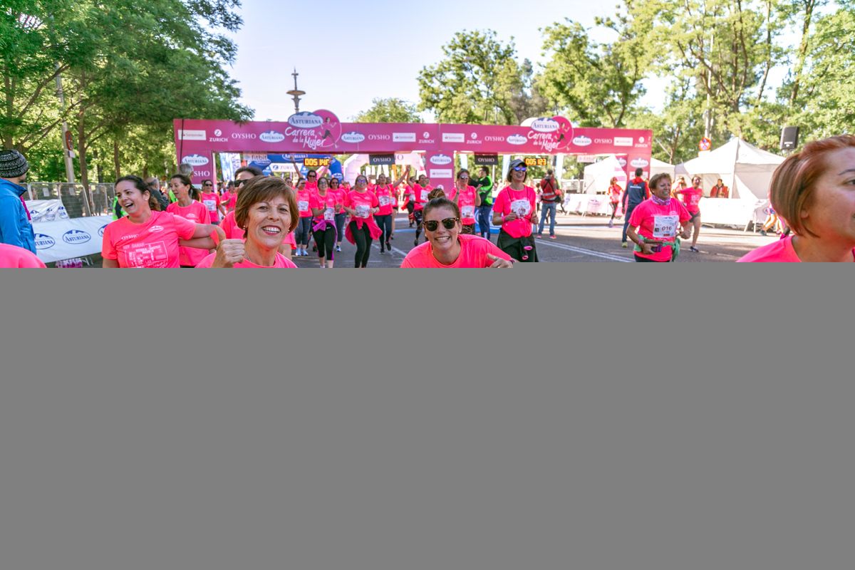 Carrera de la Mujer de Madrid - META, ARCO DERECHO (de 49:58 a 51:23)