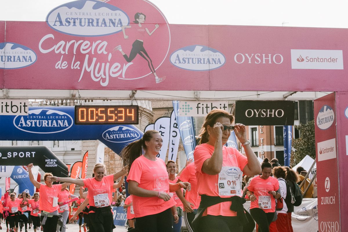 Llegada de la Carrera de la Mujer de Zaragoza (GALERÍA 11)
