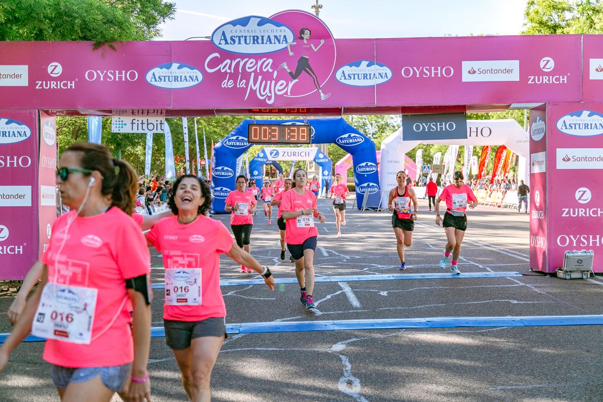 Carrera de la Mujer de Madrid - META, ARCO DERECHO (de 31:33 a 32:37)
