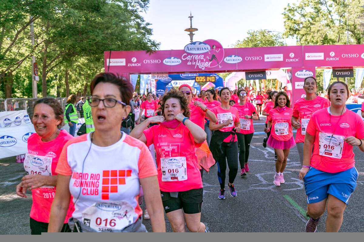 Carrera de la Mujer de Madrid - META, ARCO DERECHO (de 49:58 a 51:23)