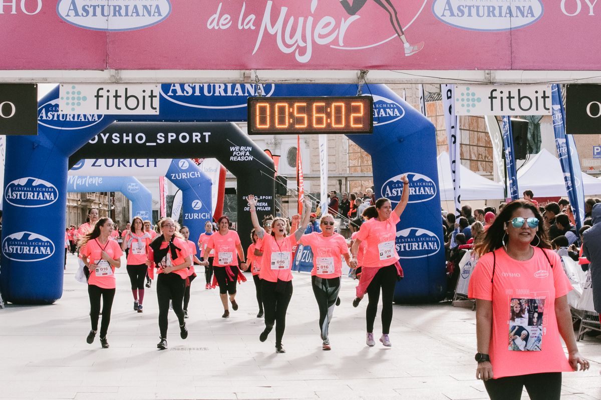 Llegada de la Carrera de la Mujer de Zaragoza (GALERÍA 11)