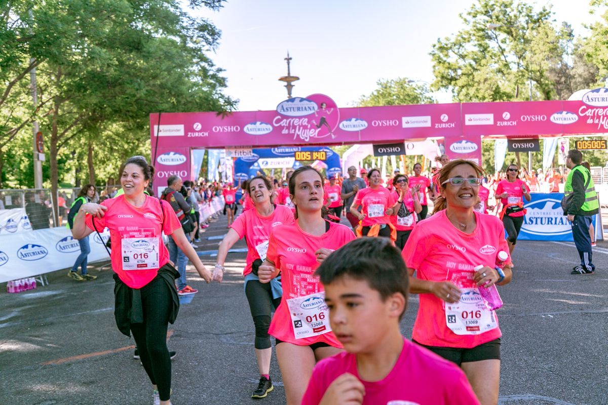 Carrera de la Mujer de Madrid - META, ARCO DERECHO (de 49:58 a 51:23)