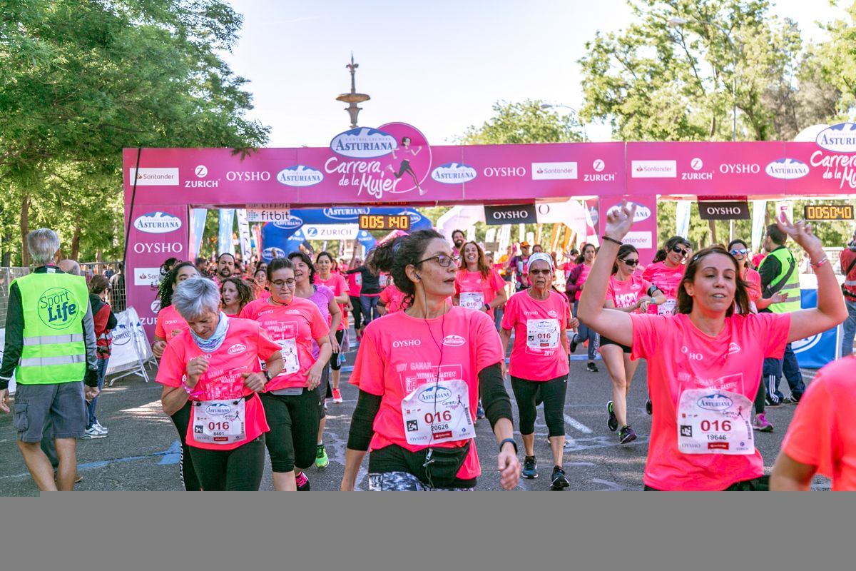 Carrera de la Mujer de Madrid - META, ARCO DERECHO (de 49:58 a 51:23)