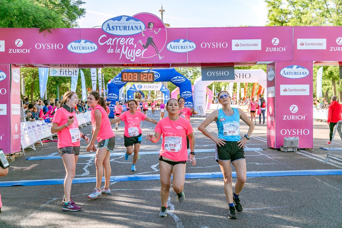 Carrera de la Mujer de Madrid - META, ARCO DERECHO (de 30:13 a 31:31)