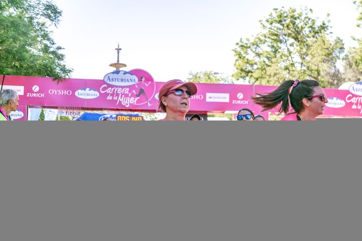 Carrera de la Mujer de Madrid - META, ARCO DERECHO (de 49:58 a 51:23)
