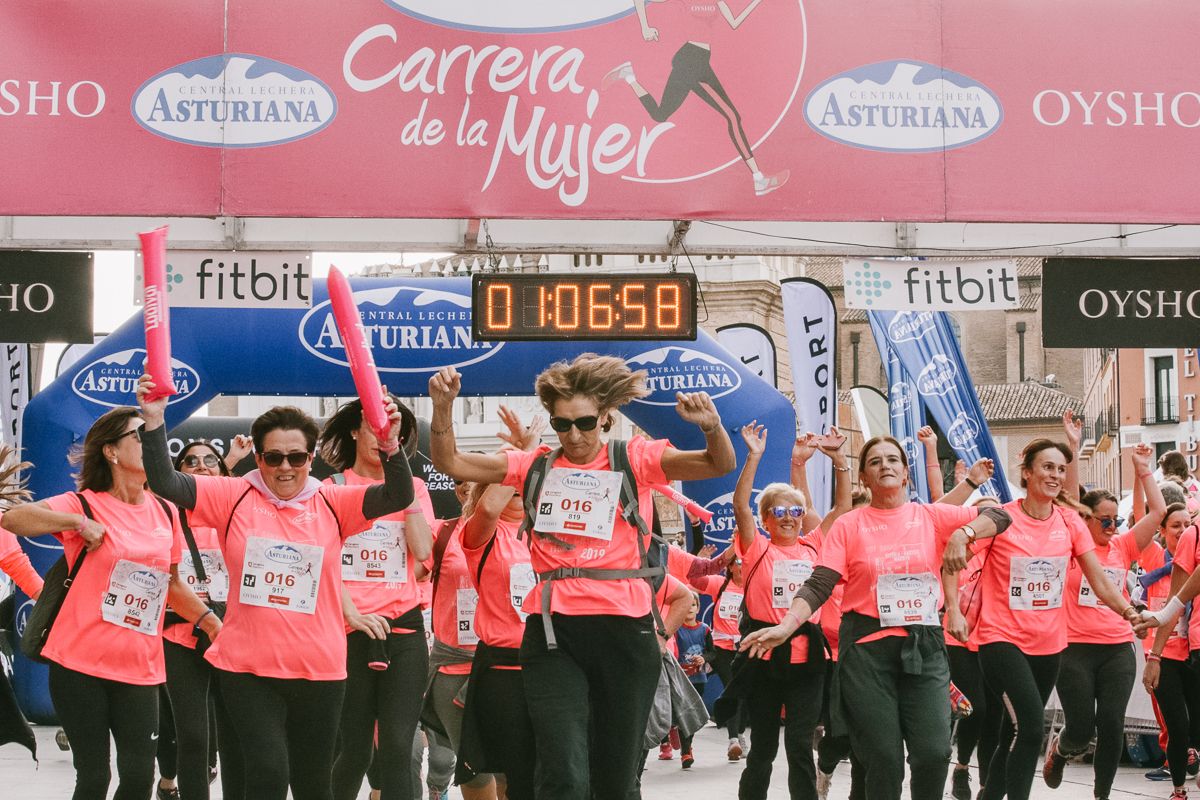 Llegada de la Carrera de la Mujer de Zaragoza (GALERÍA 15)
