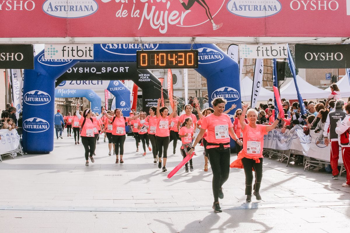Llegada de la Carrera de la Mujer de Zaragoza (GALERÍA 14)