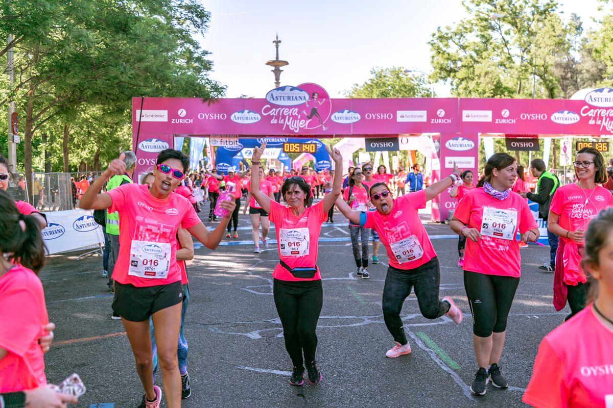 Carrera de la Mujer de Madrid - META, ARCO DERECHO (de 51:40 a 53:02)