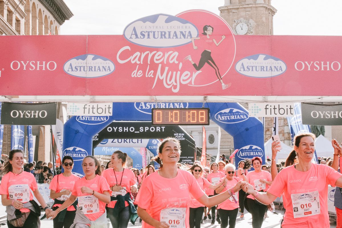 Llegada de la Carrera de la Mujer de Zaragoza (GALERÍA 13)