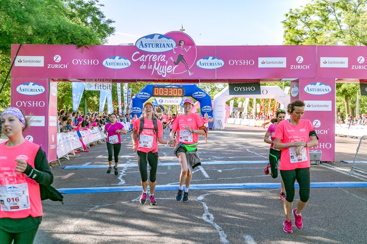 Carrera de la Mujer de Madrid - META, ARCO DERECHO (de 32:39 a 33:55)