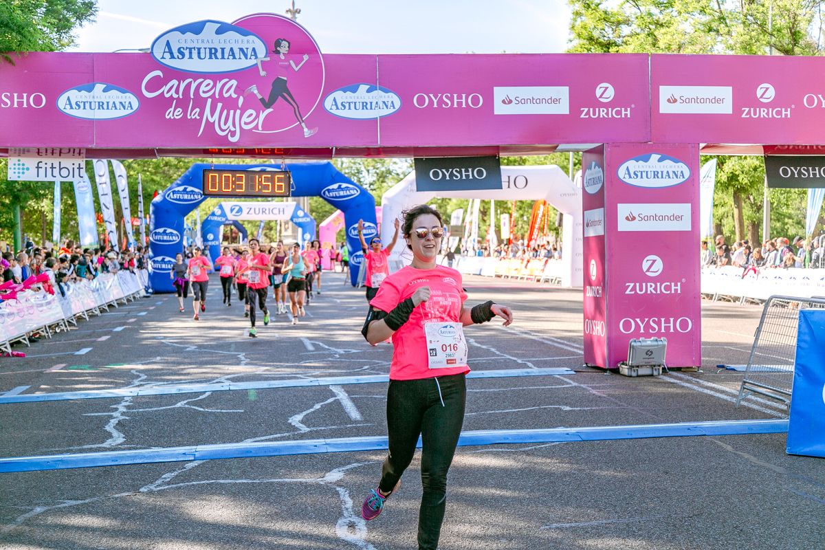 Carrera de la Mujer de Madrid - META, ARCO DERECHO (de 31:33 a 32:37)