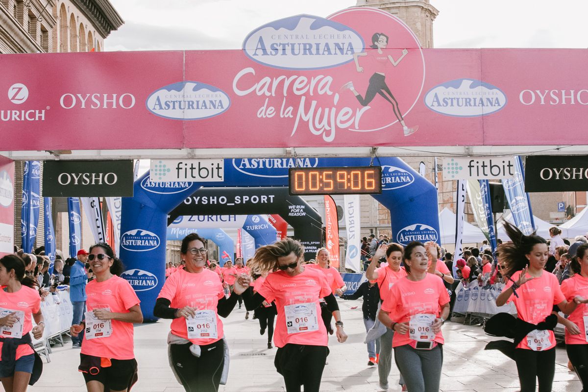 Llegada de la Carrera de la Mujer de Zaragoza (GALERÍA 13)
