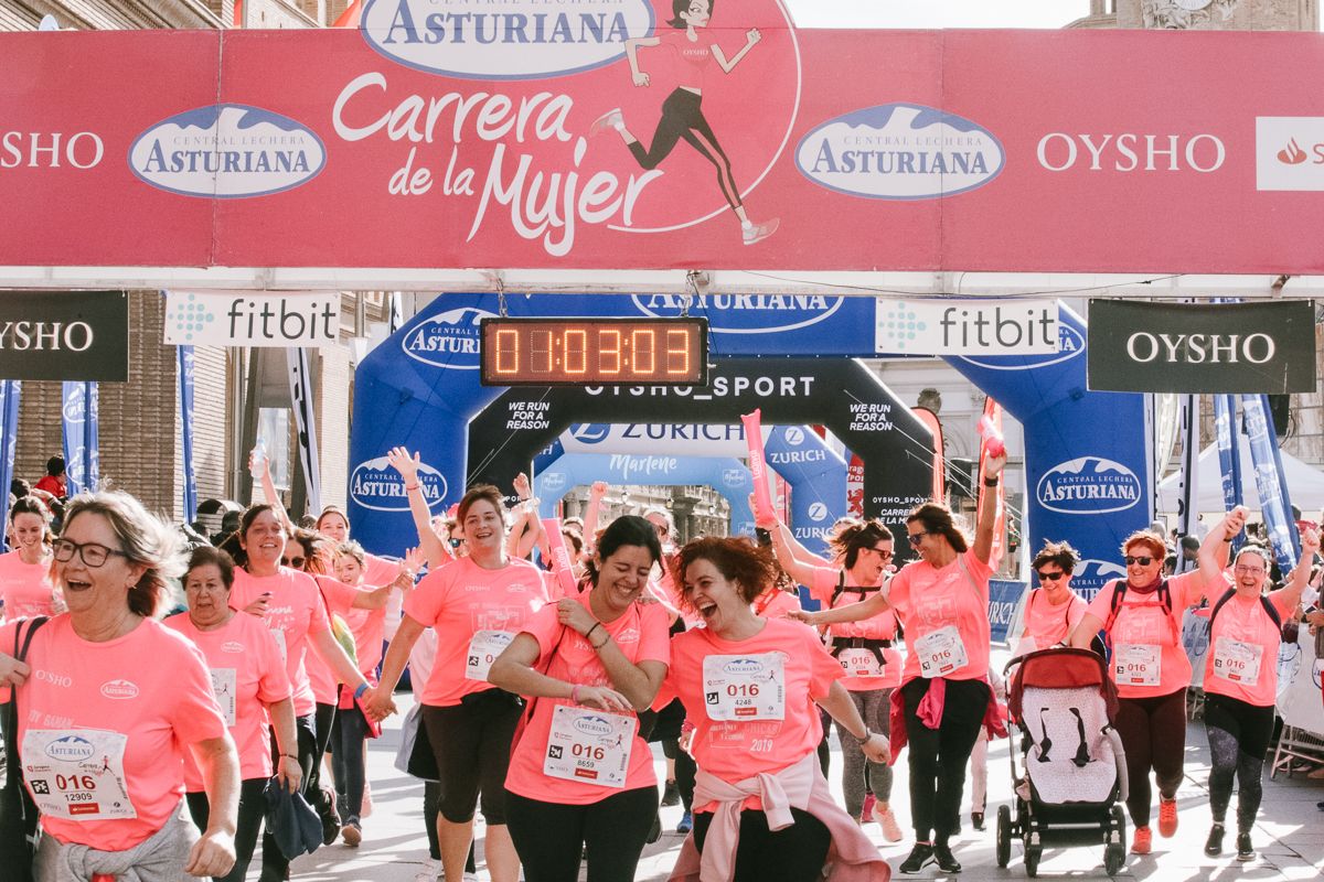 Llegada de la Carrera de la Mujer de Zaragoza (GALERÍA 14)