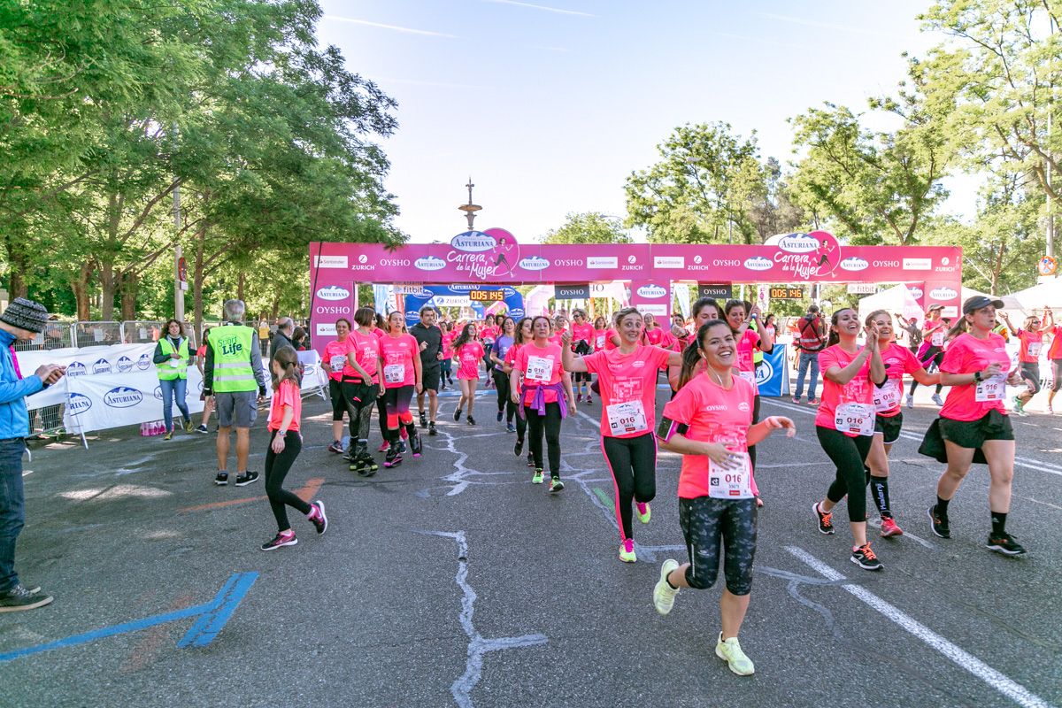 Carrera de la Mujer de Madrid - META, ARCO DERECHO (de 51:40 a 53:02)