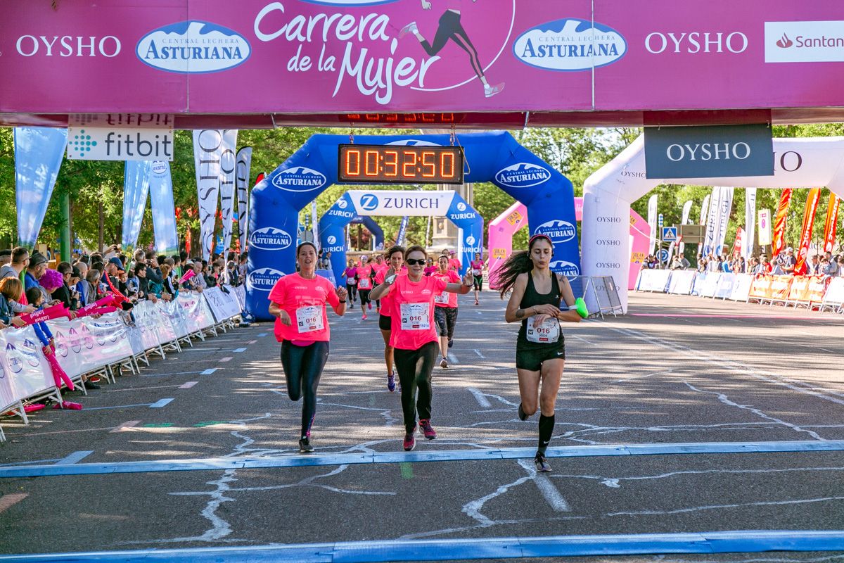 Carrera de la Mujer de Madrid - META, ARCO DERECHO (de 32:39 a 33:55)