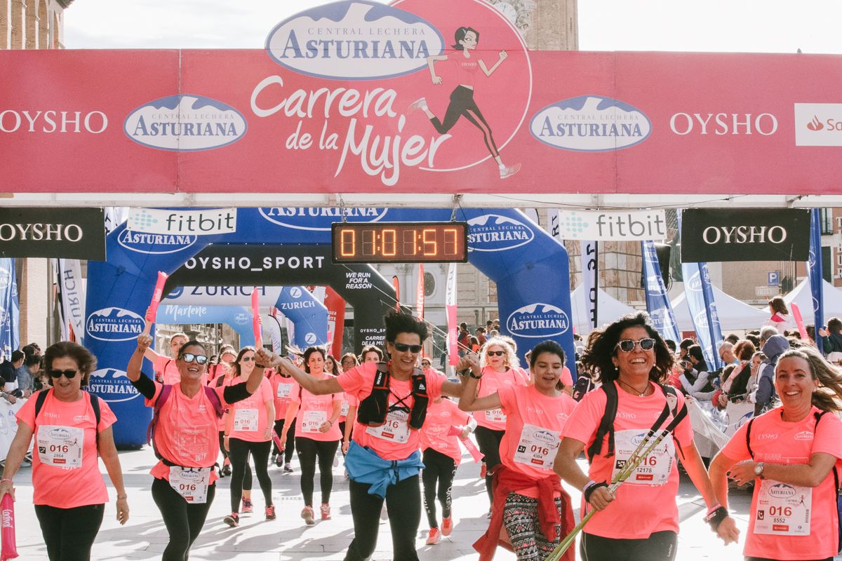 Llegada de la Carrera de la Mujer de Zaragoza (GALERÍA 14)