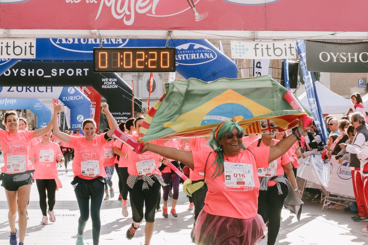 Llegada de la Carrera de la Mujer de Zaragoza (GALERÍA 14)
