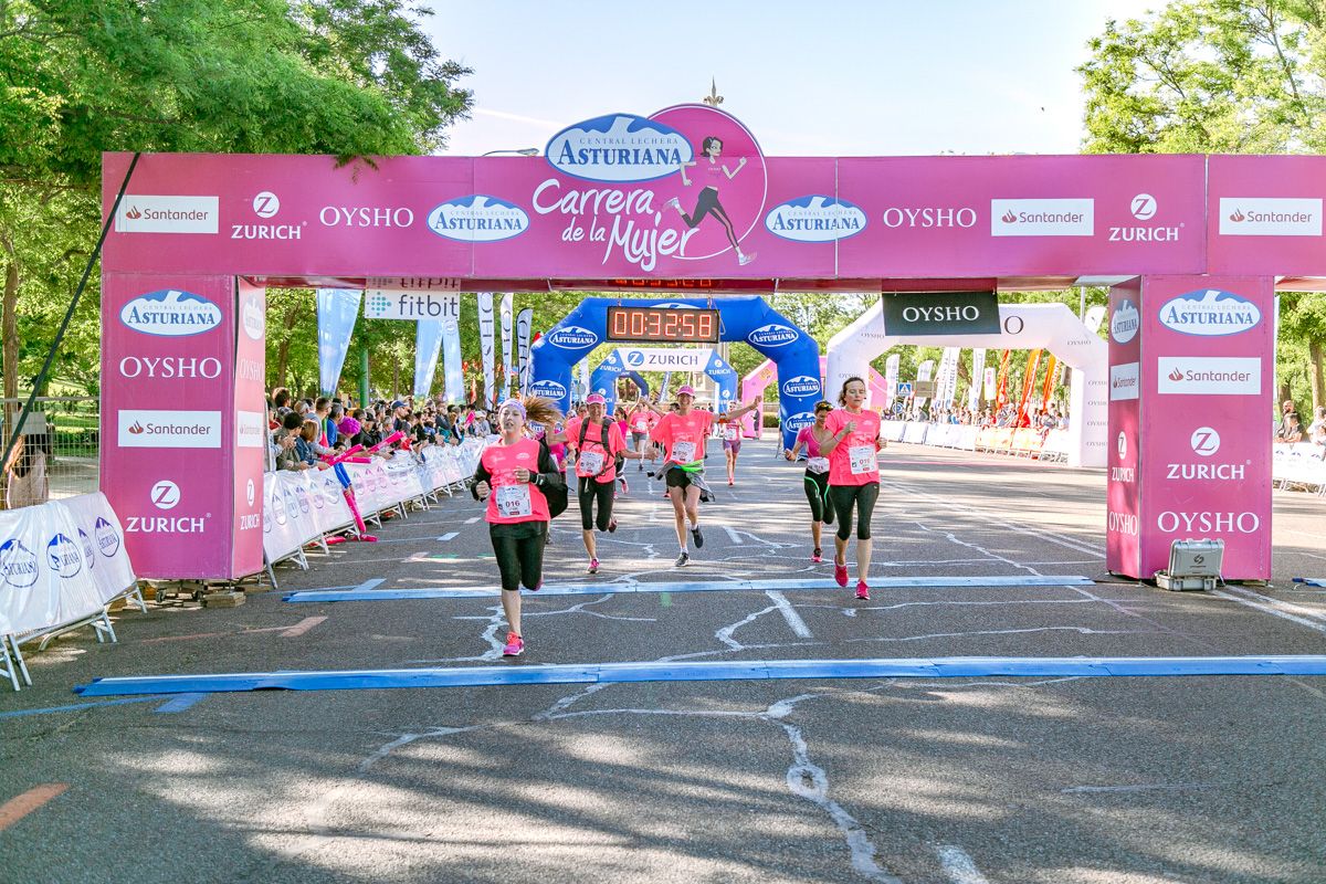 Carrera de la Mujer de Madrid - META, ARCO DERECHO (de 32:39 a 33:55)
