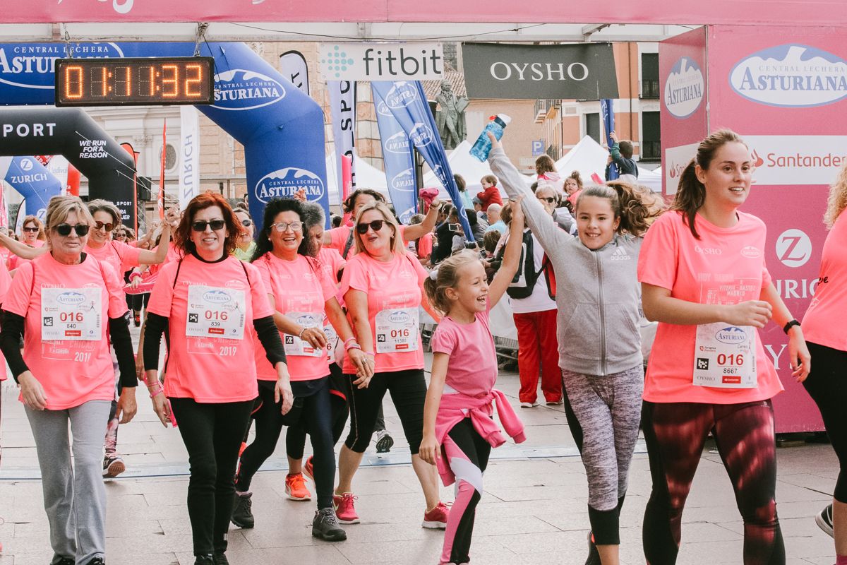 Llegada de la Carrera de la Mujer de Zaragoza (GALERÍA 16)