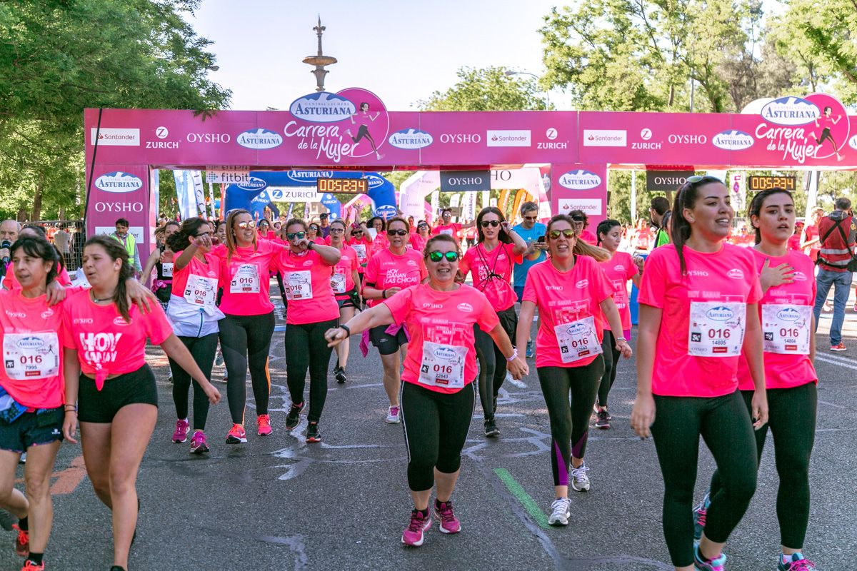 Carrera de la Mujer de Madrid - META, ARCO DERECHO (de 51:40 a 53:02)